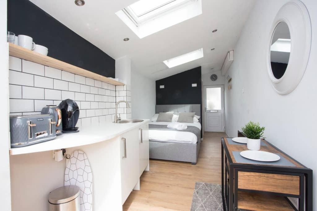 Apartamento Cosy, Modern Annexe In Totnes Exterior foto